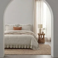 Lazy Dekbed Zonder Overtrek Ruffles - Taupe/Grijs